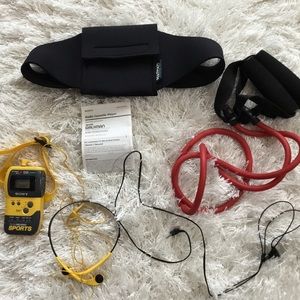 SPORTS WALKMAN RADIO CASSETTE WORKOUT BUNDLE